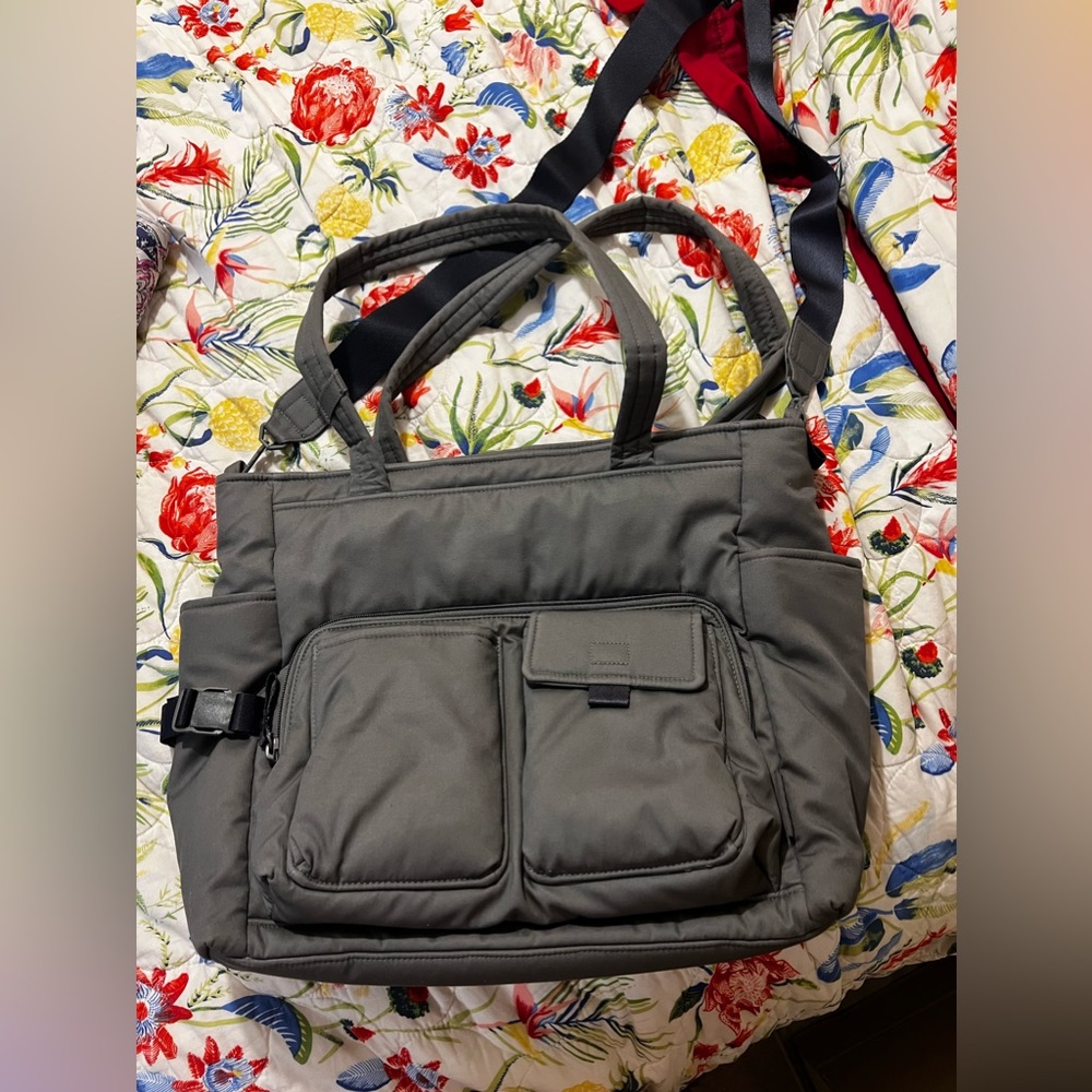 Vera Bradley utility tote bag
